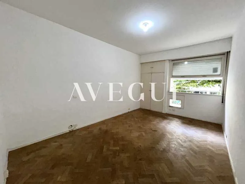 Residential apartment with 4 bedrooms and 4 bathrooms — photo 5