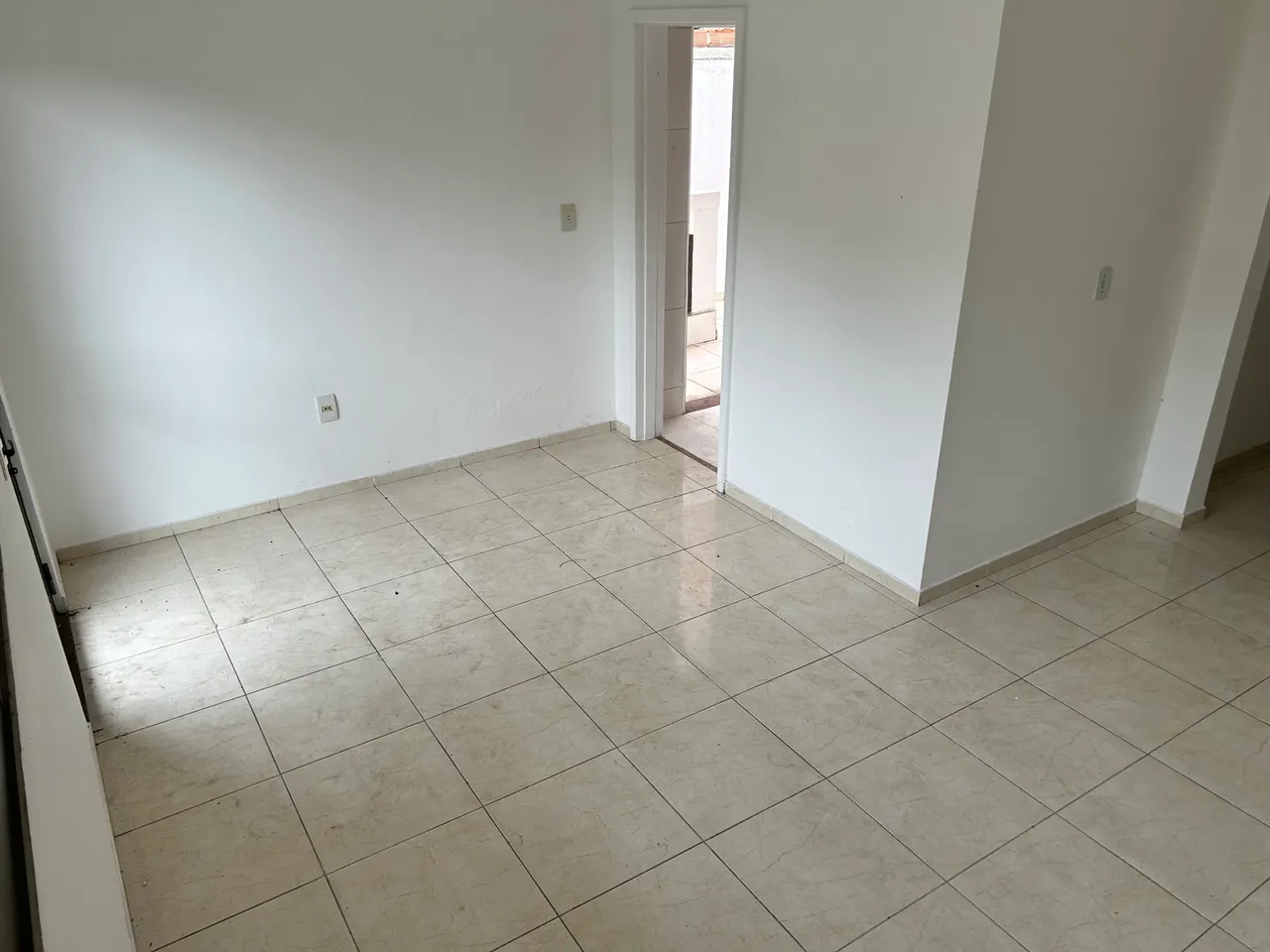 1-bedroom apartment with a separate closed kitchen — photo 15