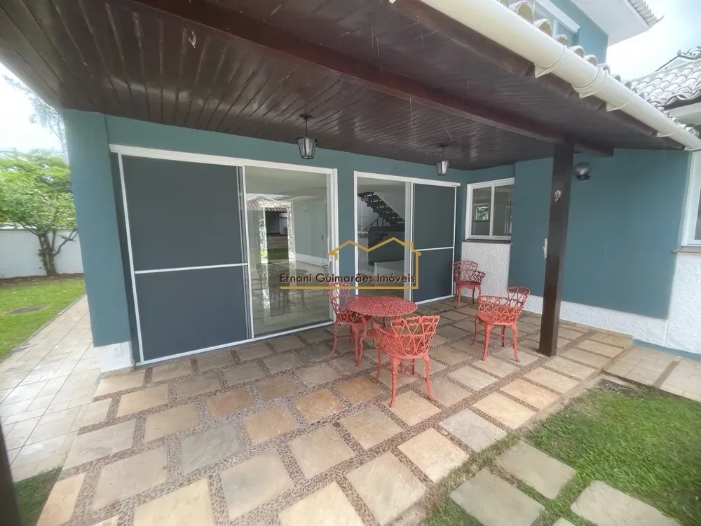 House, 350 m², with a mountain view — photo 8