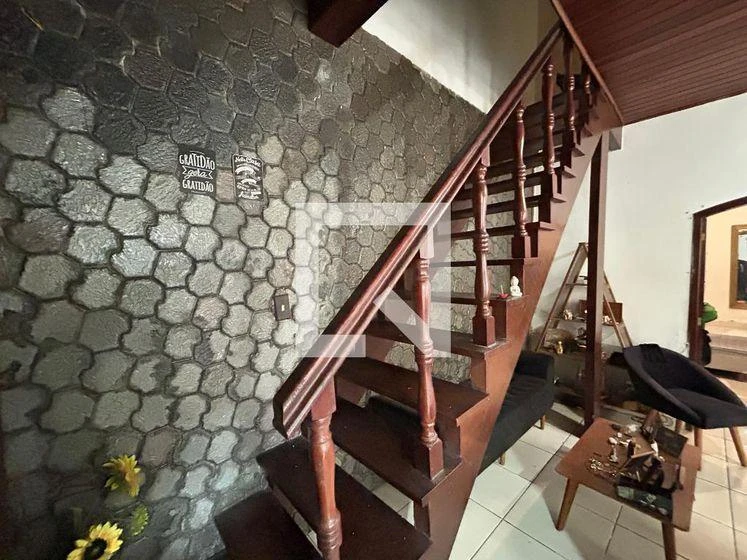 Casa de 100 m² con espacio de home office y lavadora — photo 42