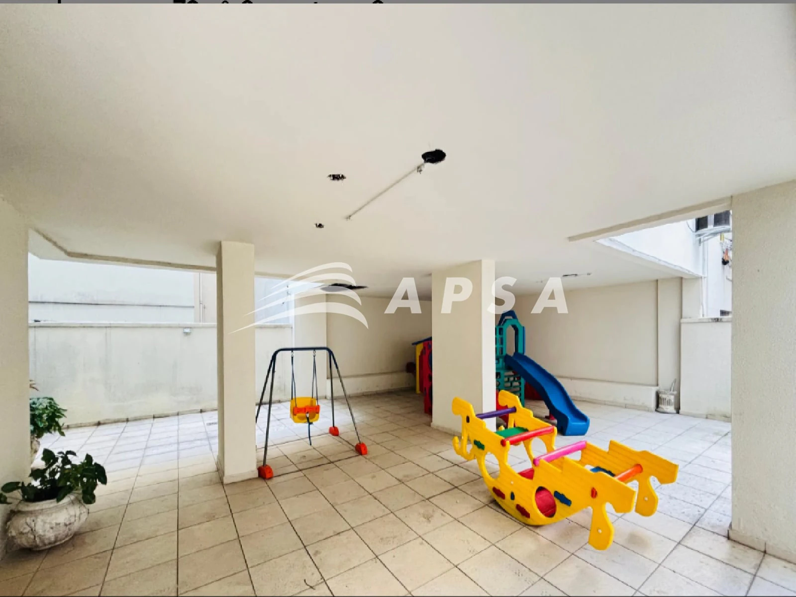 Furnished 2-bedroom apartment with 79 m² — photo 20