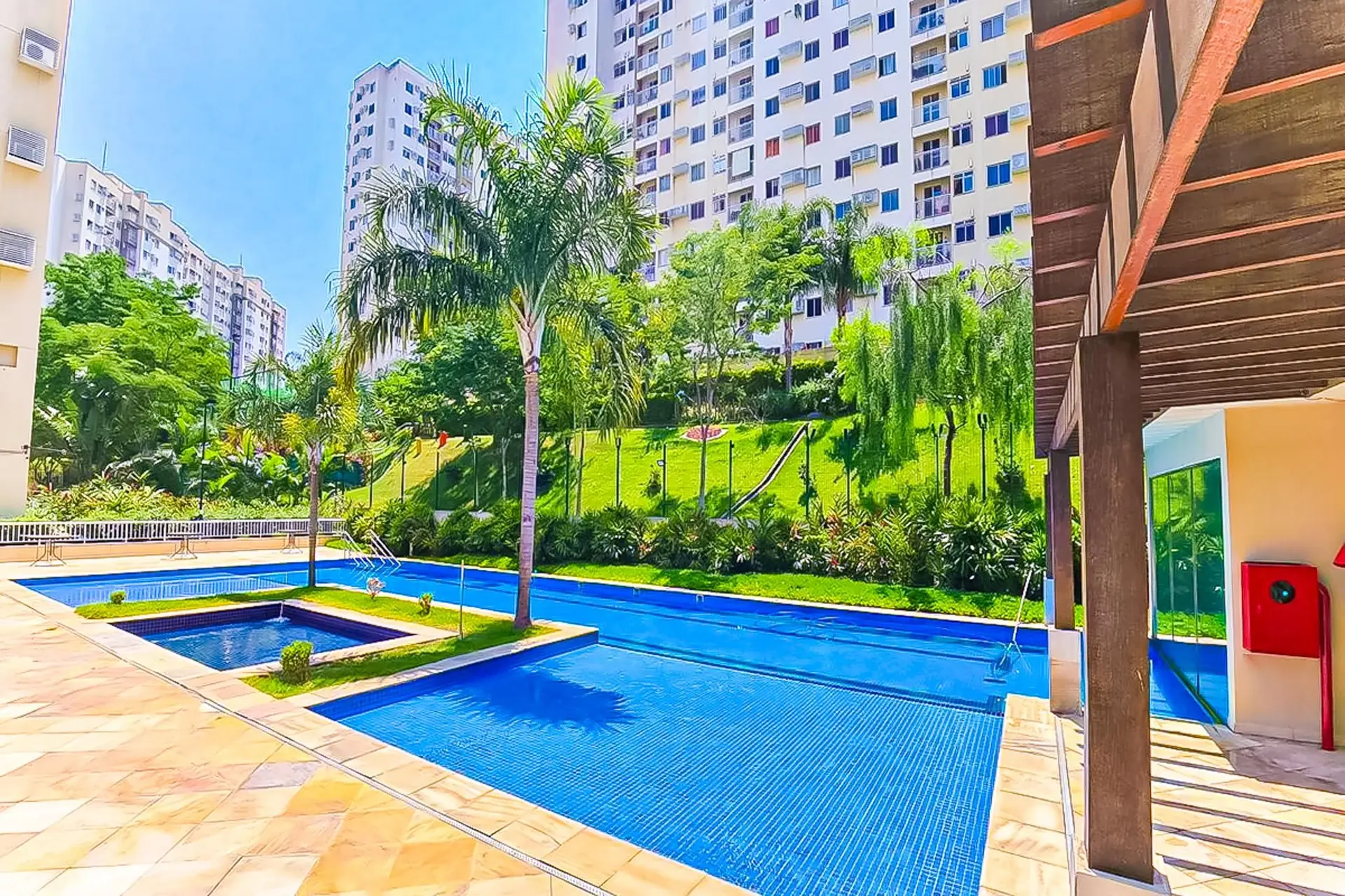 2-bedroom apartment with a jacuzzi in Rio de Janeiro — photo 10