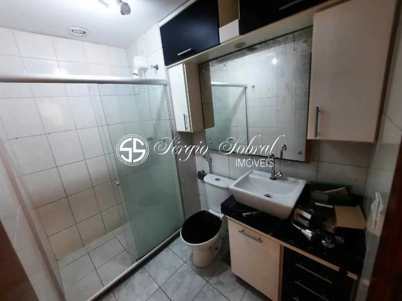 2-bedroom apartment in a building with a pool — photo 8