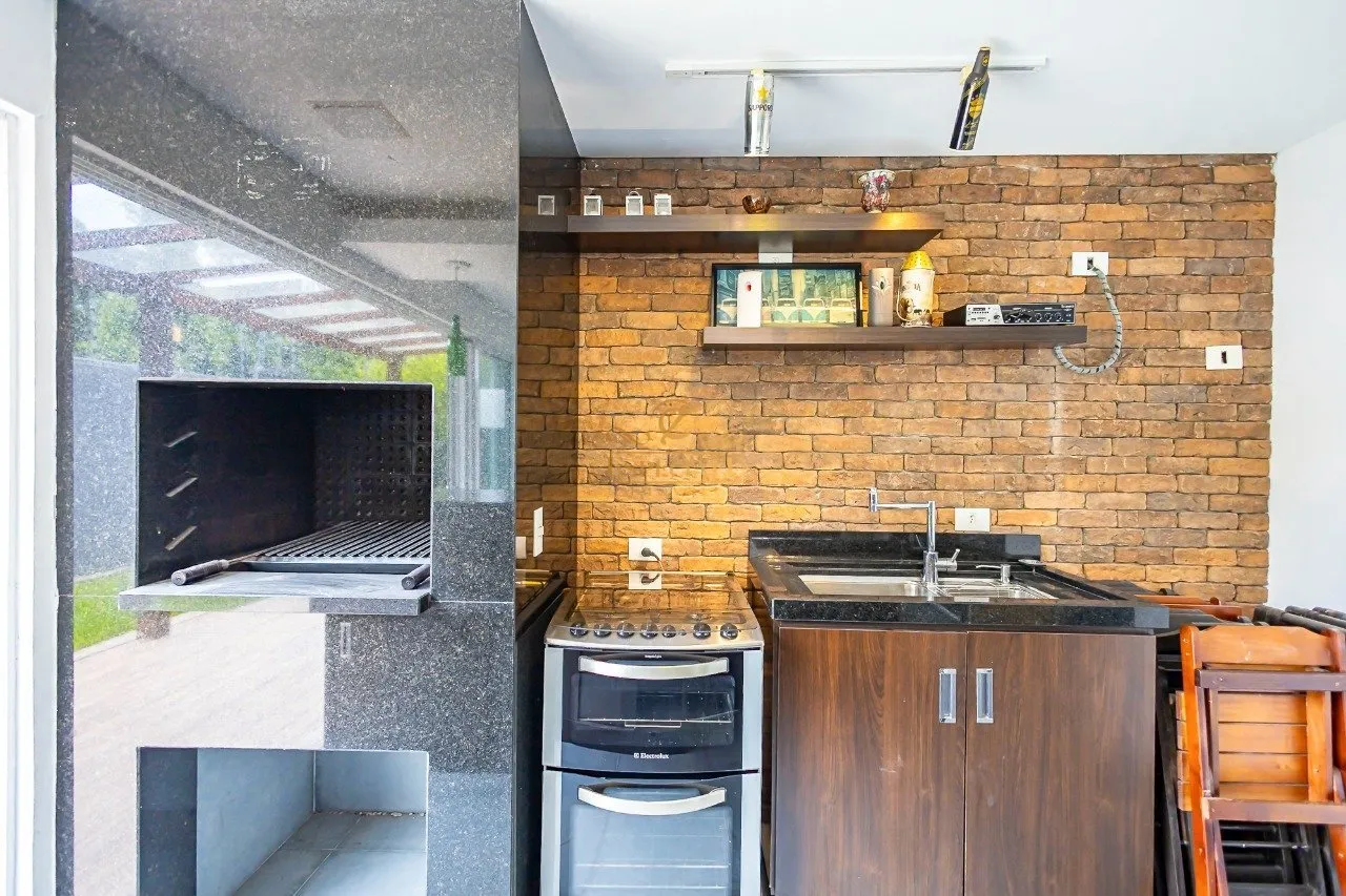 Condo house with 4 bedrooms and a private garden — photo 114