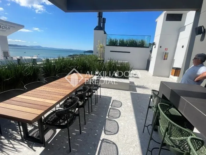 Furnished 1-bedroom apartment with balcony, 43 m² — photo 16