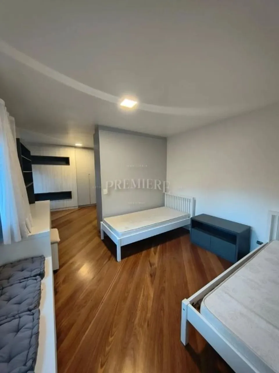 Будинок на 5 кімнат із балконом і 400 м² — photo 19