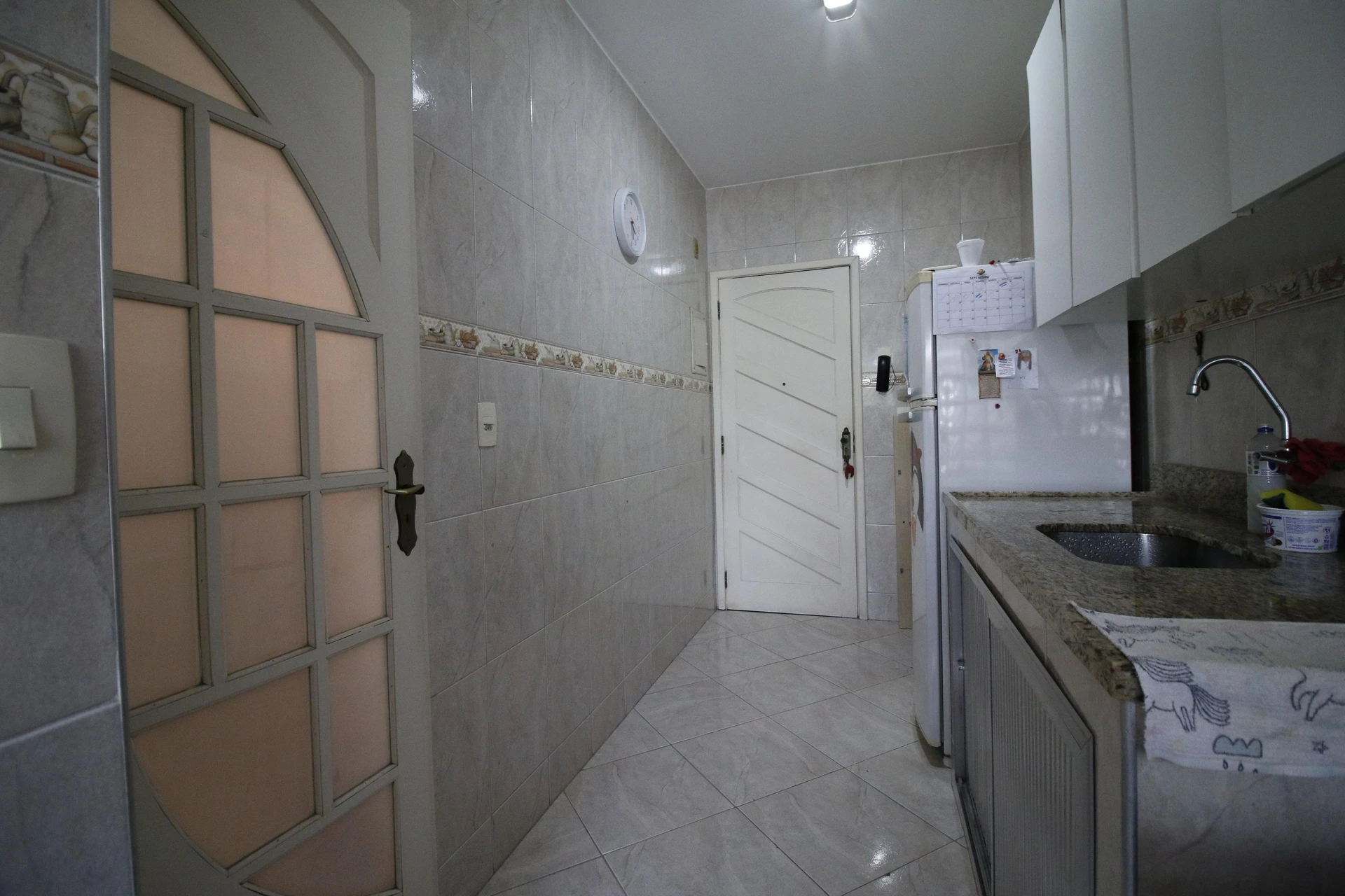 2-bedroom apartment in a building with a pool — photo 20
