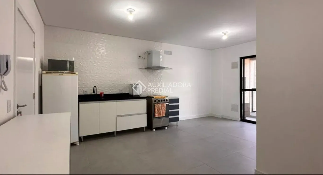 80 m² apartment with 2 bedrooms and 1 parking spot — photo 4
