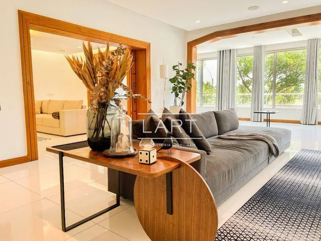Unfurnished apartment with 5 bedrooms and 5 bathrooms — photo 17