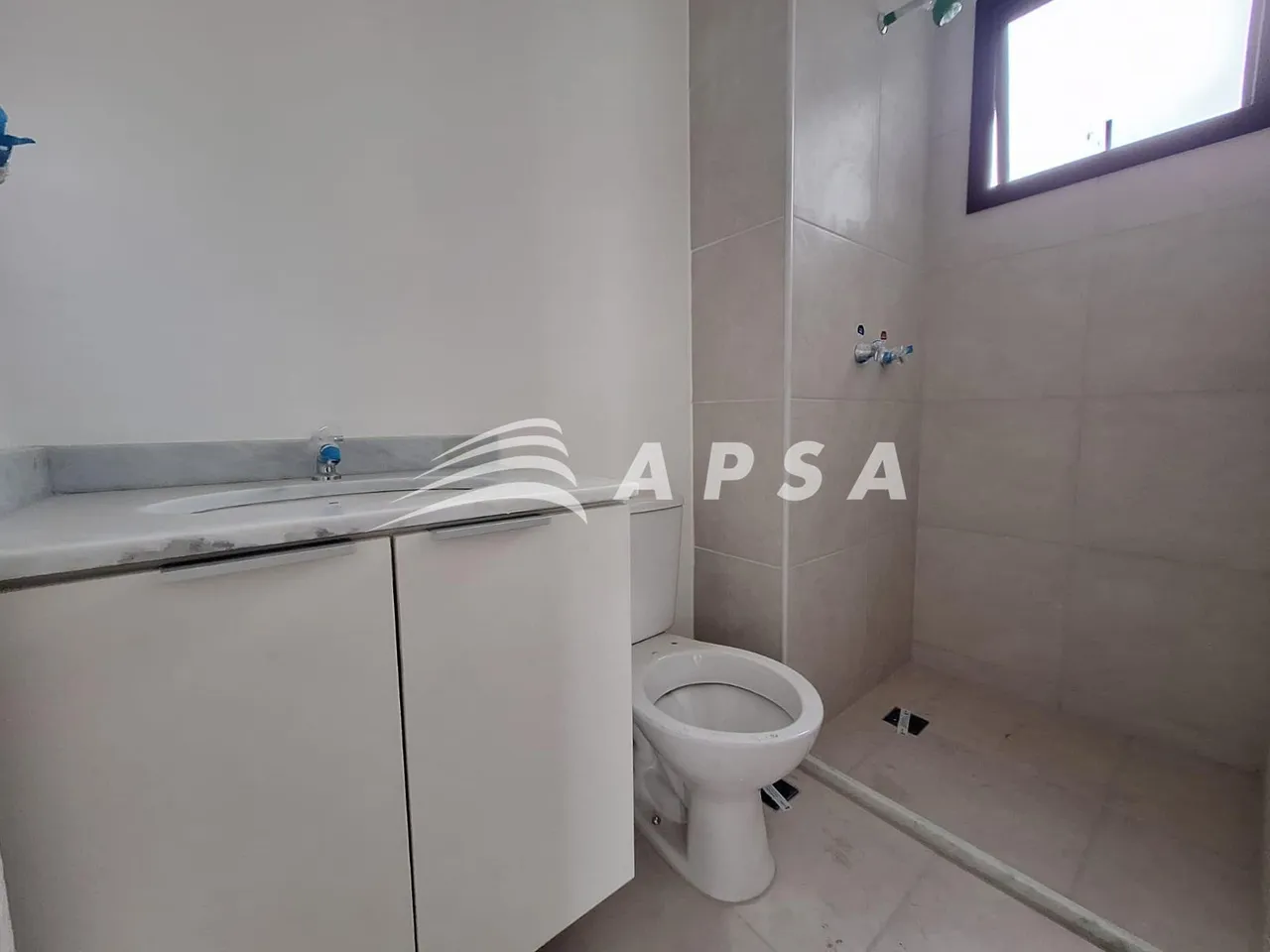 Apartamento sem mobília com 2 quartos e varanda — photo 6