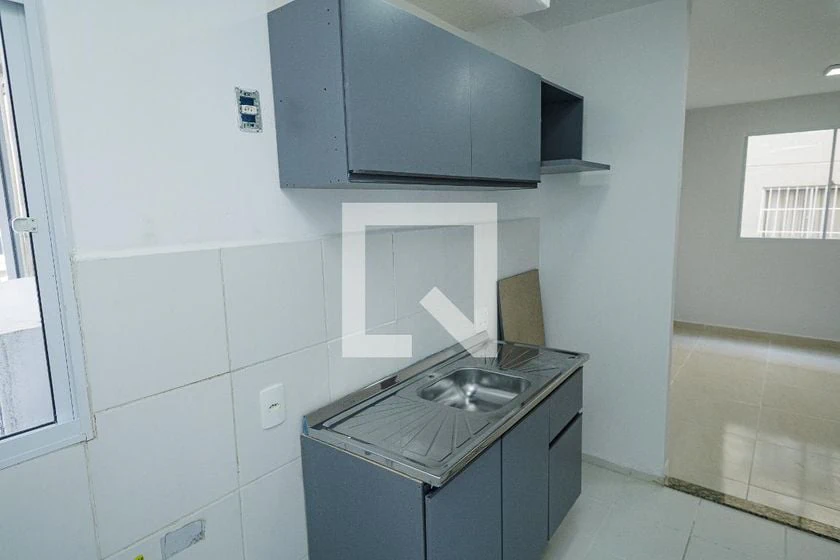 2-bedroom apartment with fitted kitchen cabinets — photo 7