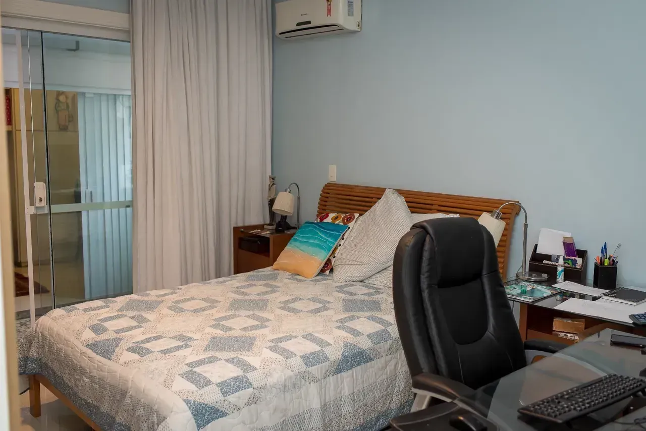 Casa mobiliada com 3 quartos e 5 banheiros, 354 m² — photo 17