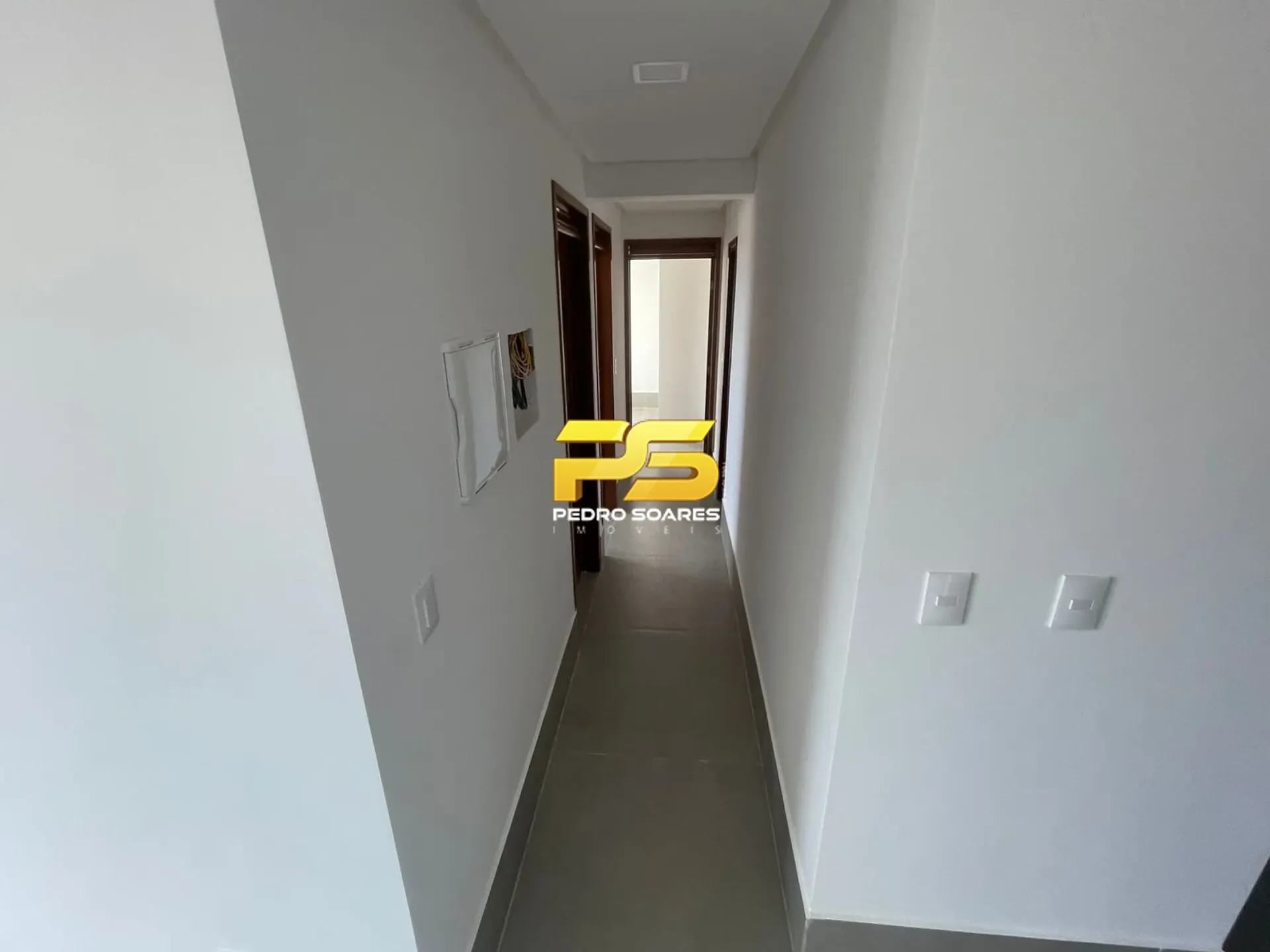 69 m² rental apartment with 2 bedrooms and an en-suite — photo 9