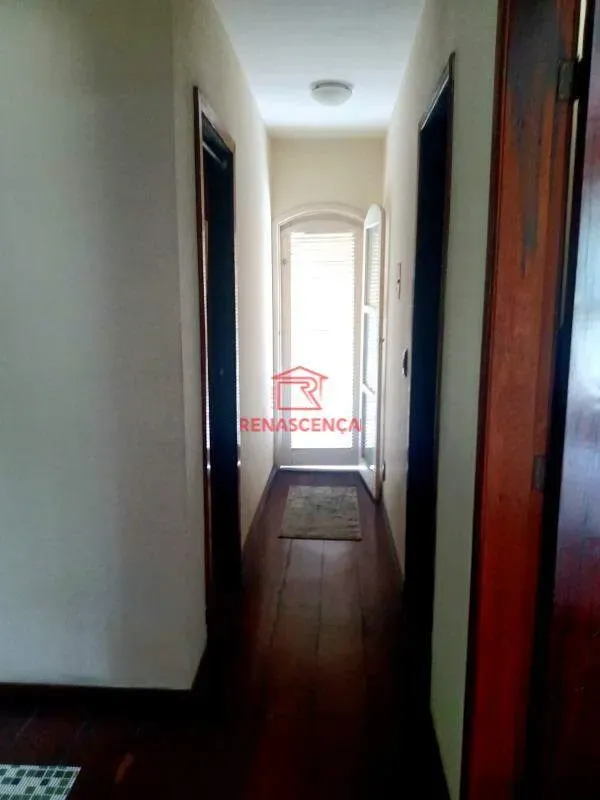 4-bedroom house with 1 en-suite and 300 m² plus pool — photo 16