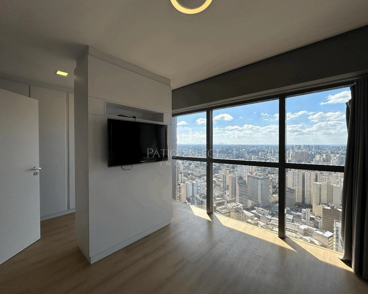 2-bedroom apartment with a bathtub in Curitiba — photo 29