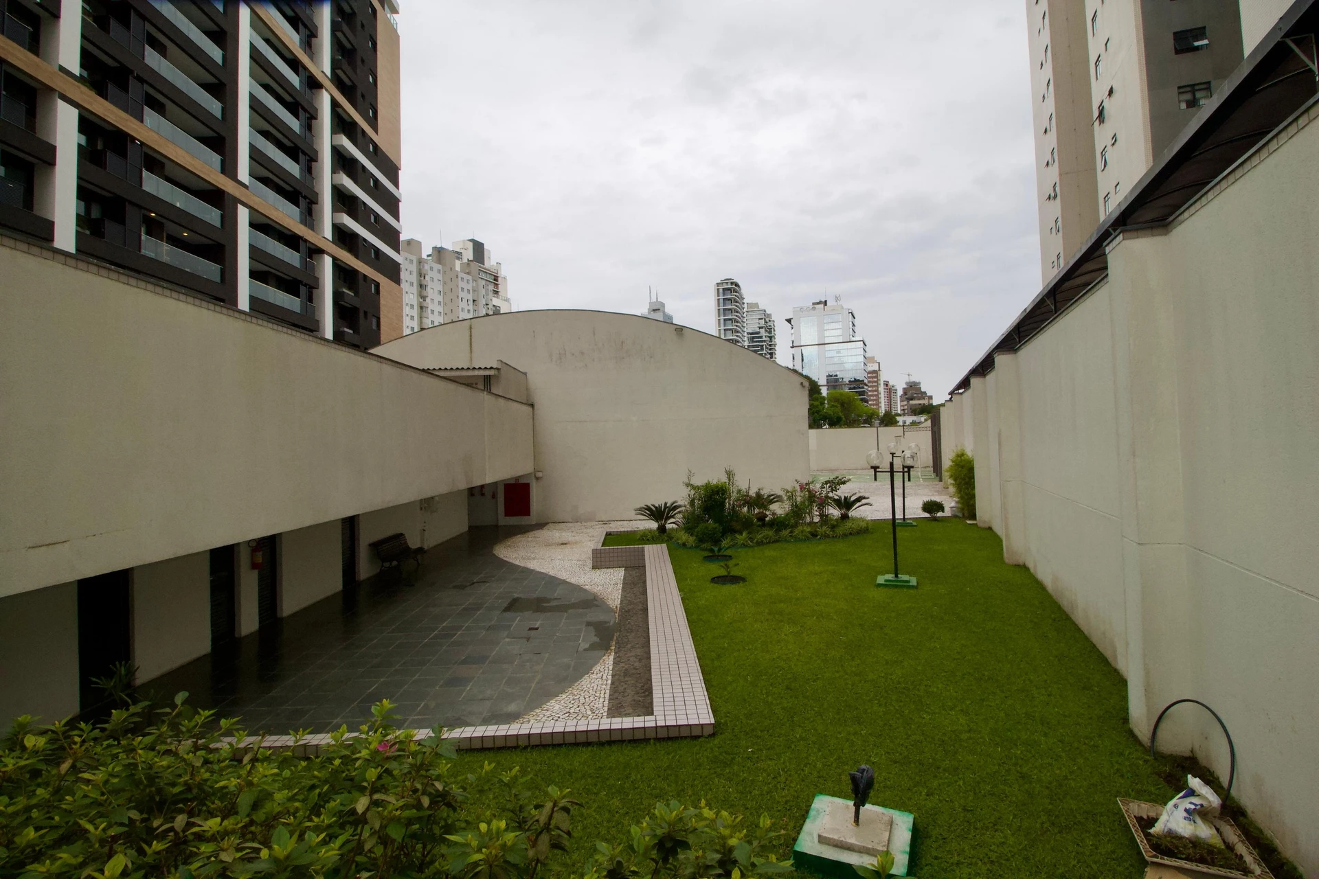 Apartment, 147 m², with a jacuzzi — photo 34