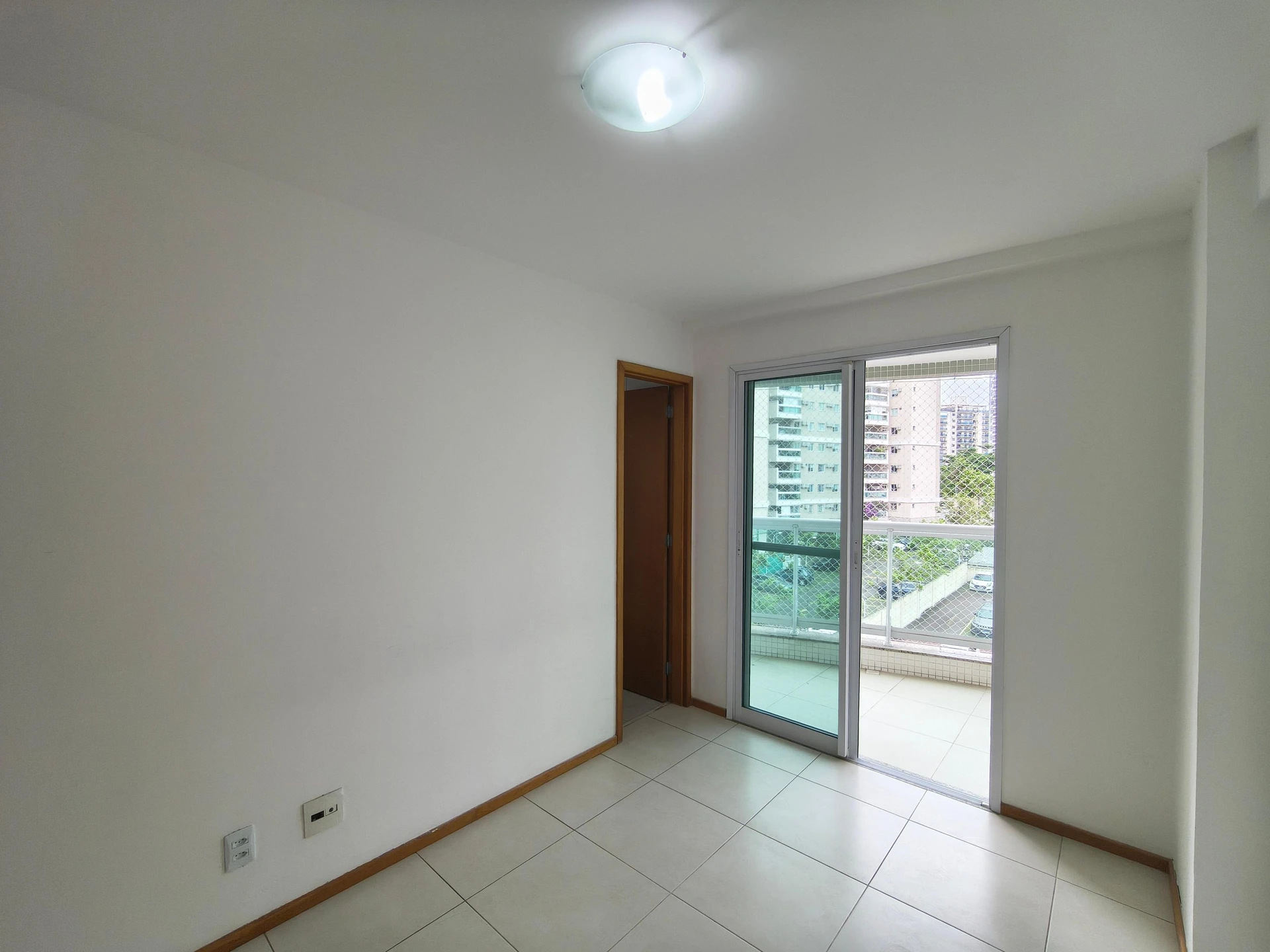 3-bedroom apartment in a building with a sauna — photo 42