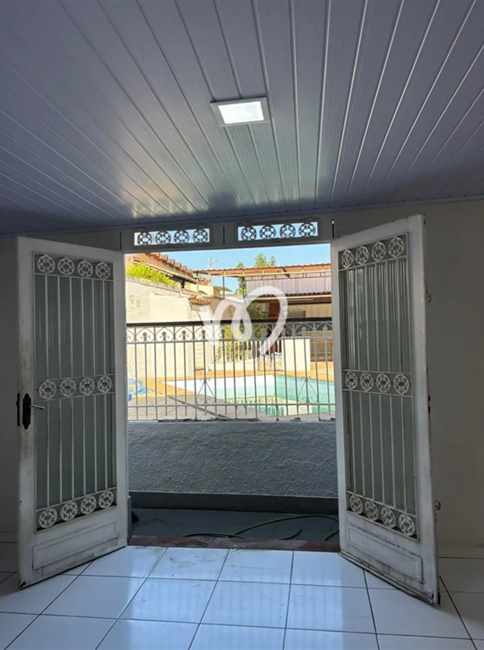 Casa de 4 quartos e 570 m² — photo 17