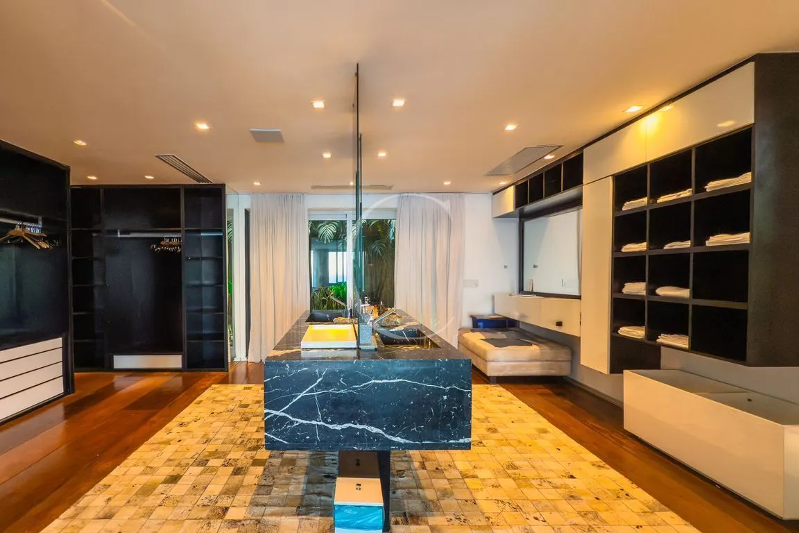 Casa en condominio con 5 dormitorios y 750 m², cocina abierta — photo 34