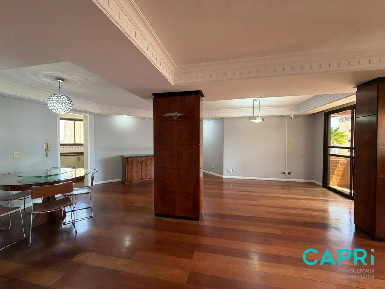 217 m² apartment with a private pool and a washing machine — photo 13