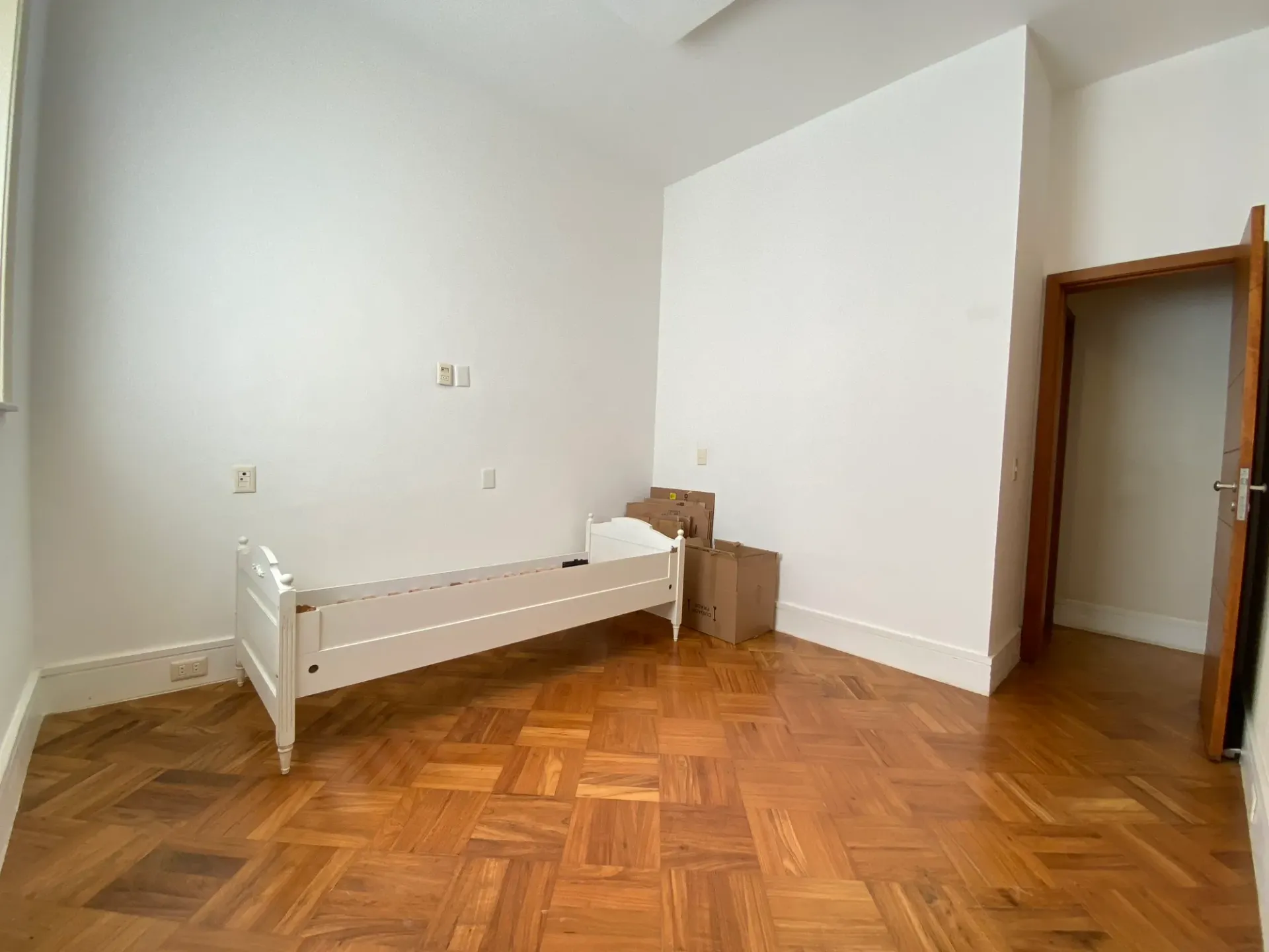Apartamento de 185 m² com 4 quartos e elevador — photo 35
