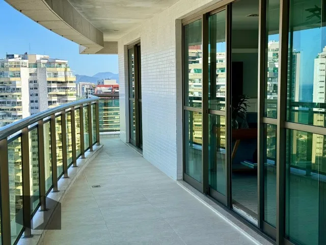 Furnished penthouse apartment with 5 bedrooms and 5 baths — photo 12