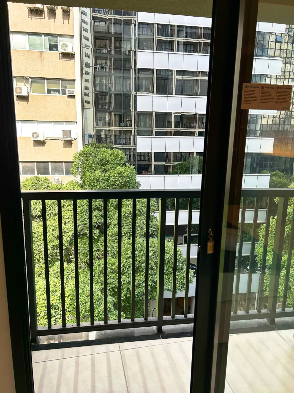 Apartamento mobiliado de 1 quarto e 1 banheiro com varanda — photo 11