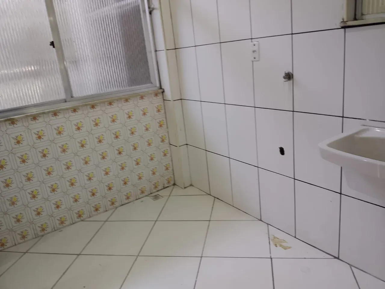 3-bedroom apartment, 60 m² — photo 32