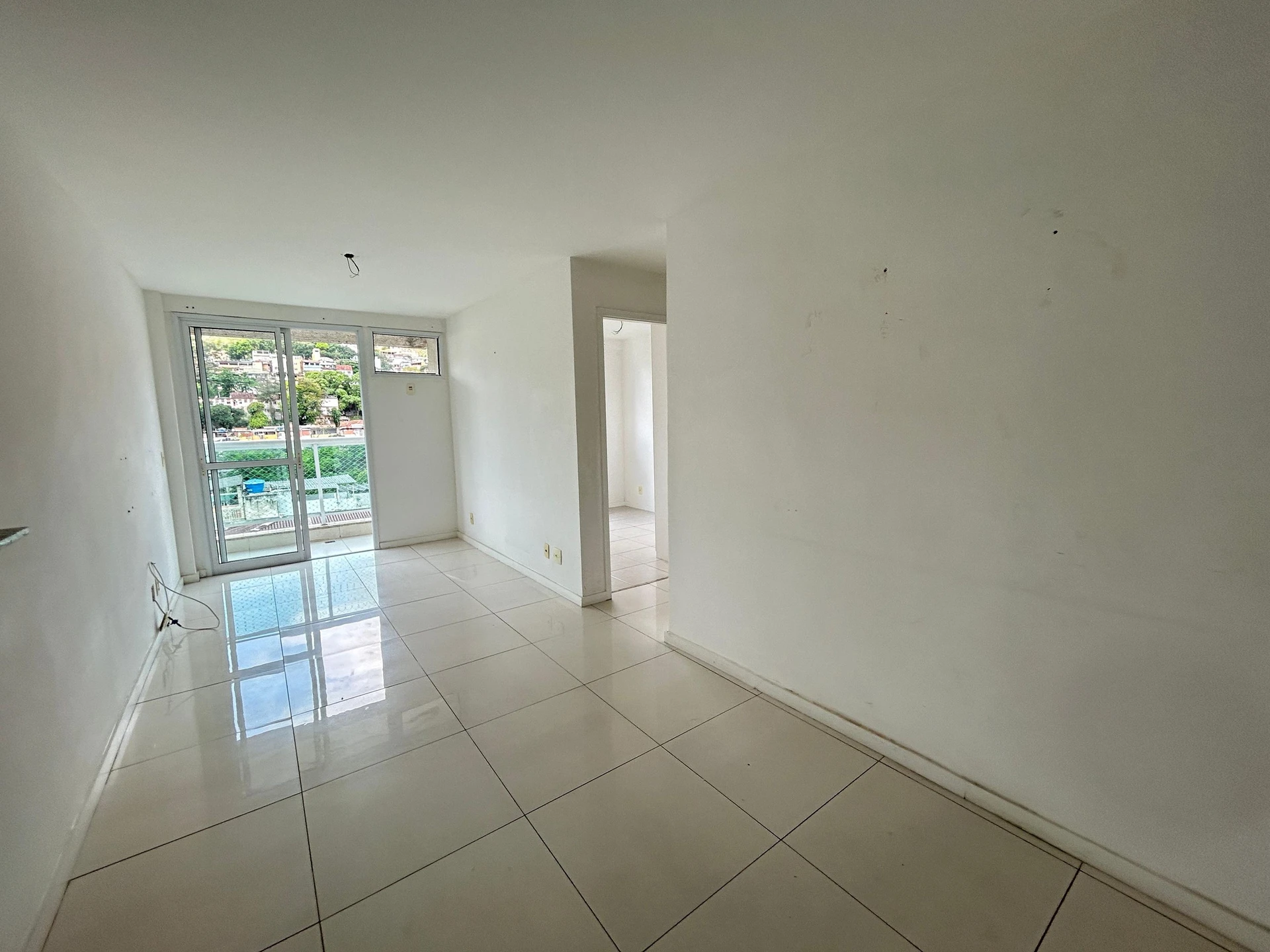 2-bedroom apartment with a mountain view in Rio de Janeiro — photo 32