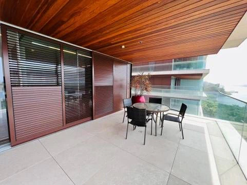 Furnished 1-bedroom apartment with water view — photo 8