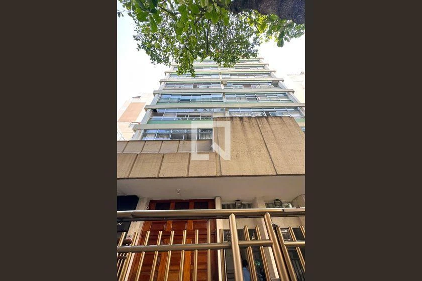 Apartamento de 3 quartos com cozinha a gás e 110 m² — photo 49