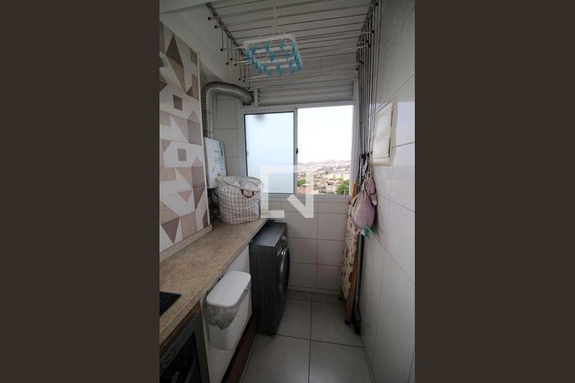 2-bedroom apartment in a building with a gym — photo 32