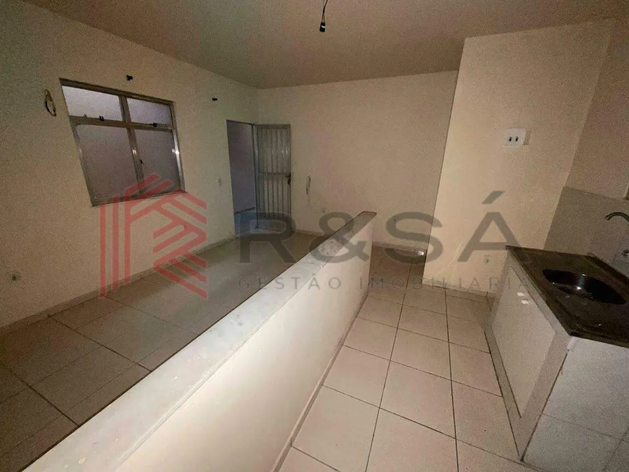 Unfurnished studio with 1 bedroom and stove corner — photo 9