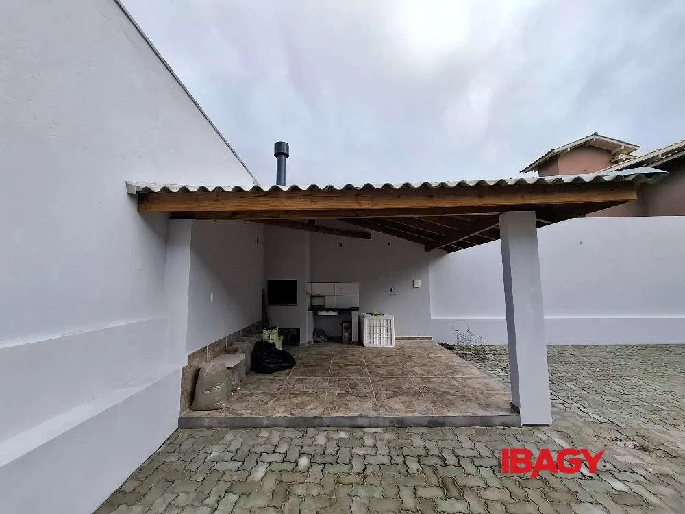 Apartment, 74 m², with a private BBQ — photo 11