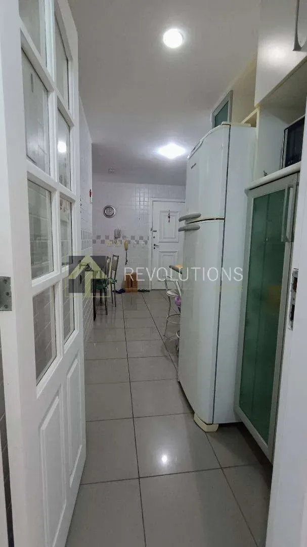 3-bedroom apartment with 1 suite and 4 bathrooms — photo 16