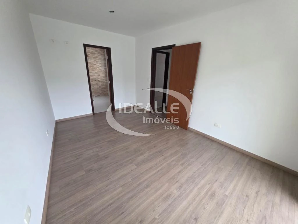 Будинок: 2 спальні, 1 з власною ванною кімнатою, 131 м² — photo 10