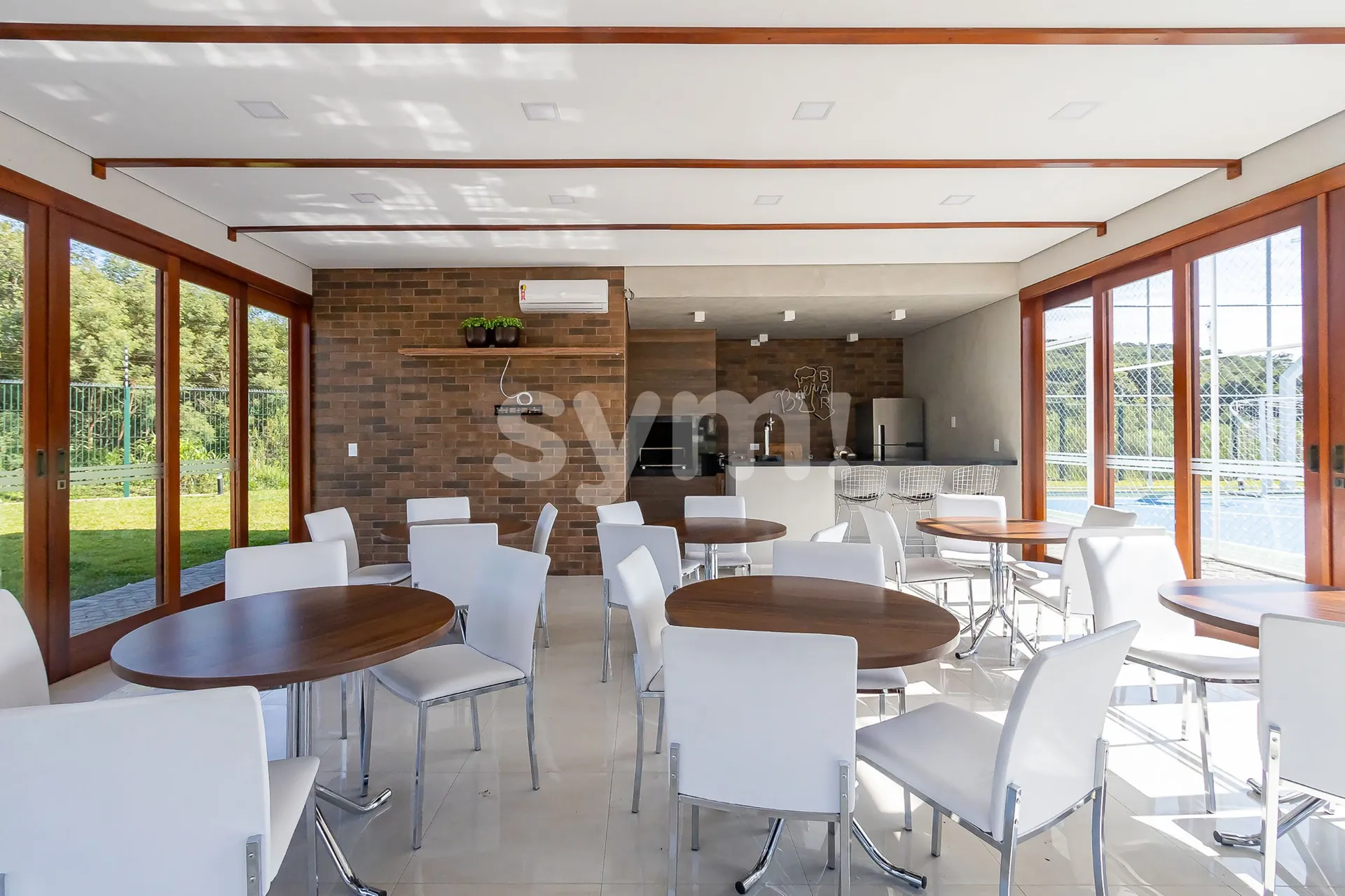 Ground-floor 160 m² house with 3 en-suites and private garden — photo 42