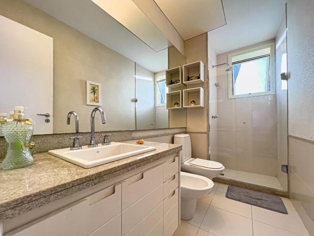 Apartamento mobiliado 420 m² com 4 suítes e varanda envidraçada — photo 13