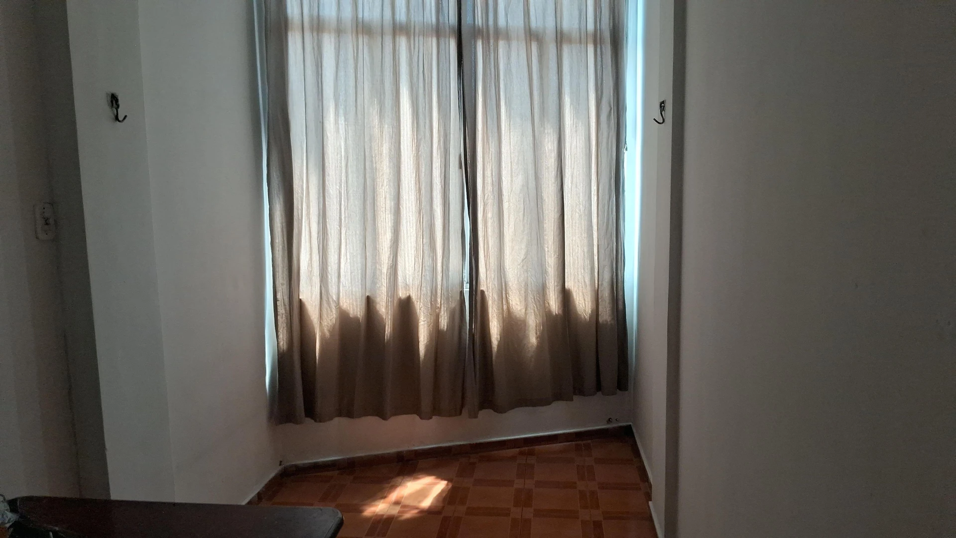 Квартира в оренду з 2 спальнями та 1 ванною — photo 5