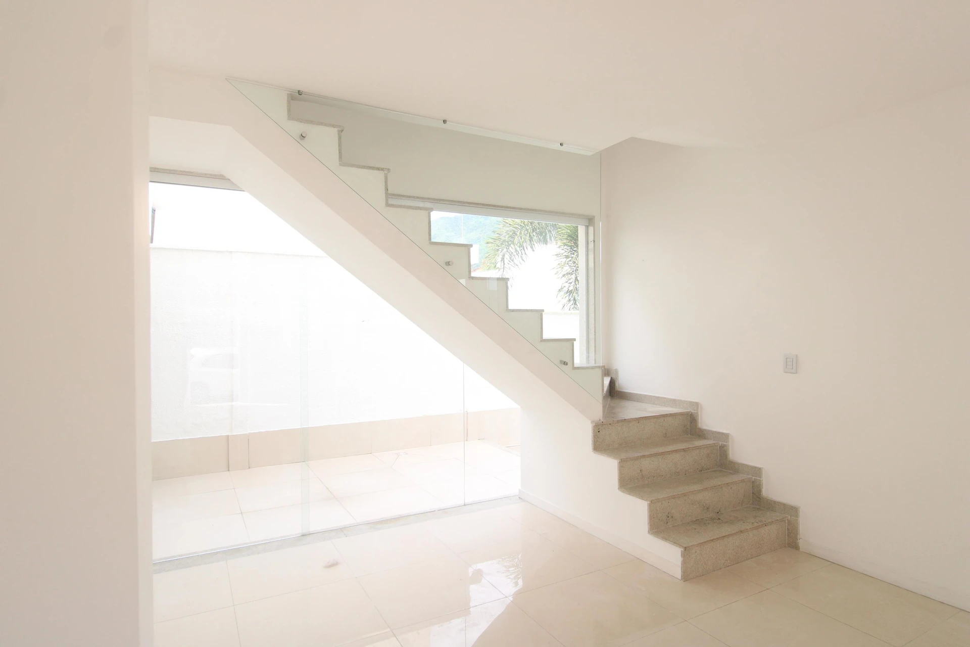 3-bedroom house with a grill on the balcony — photo 36