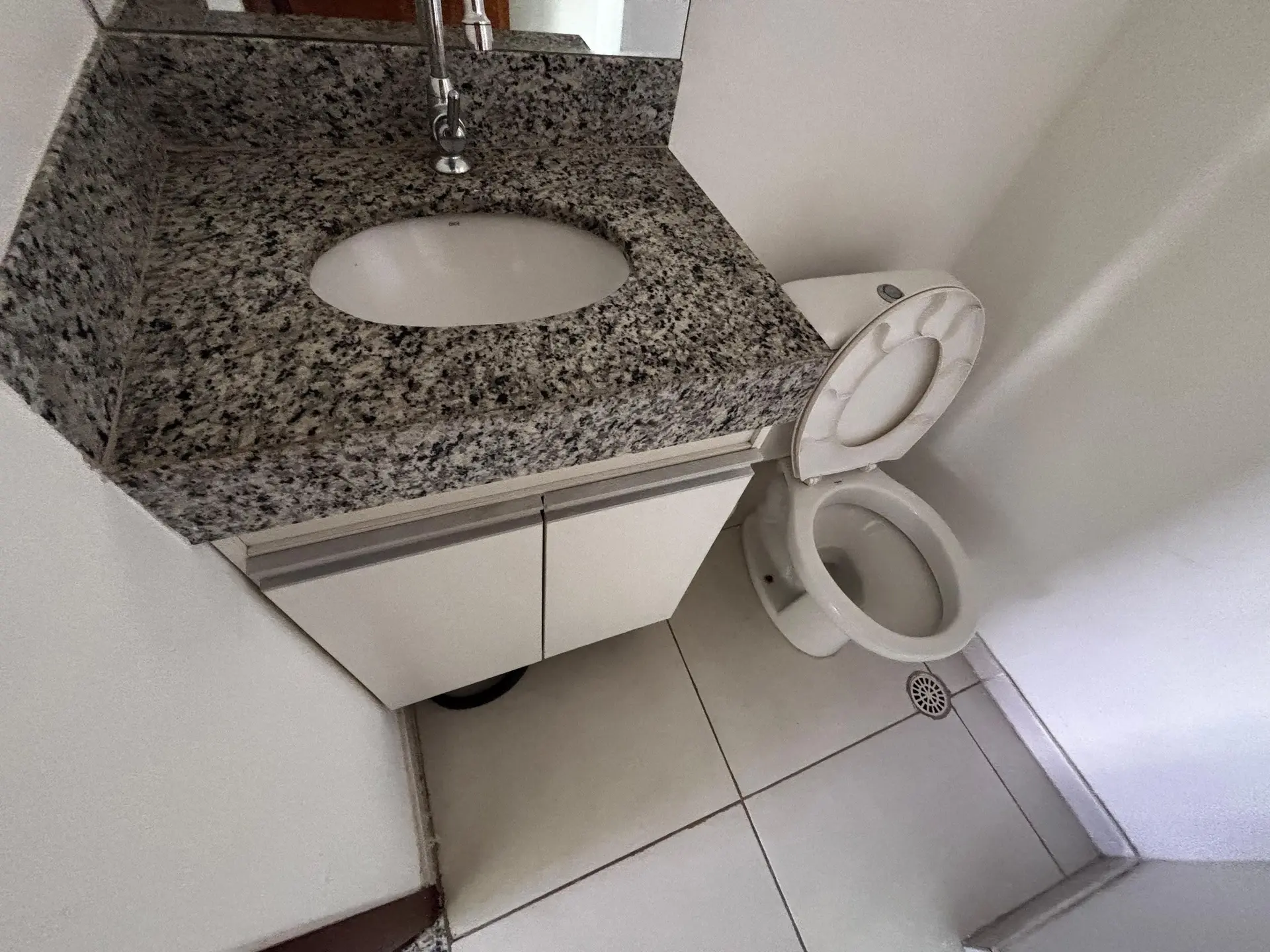 2-bedroom apartment, both with their own bathrooms, 85 m² — photo 13