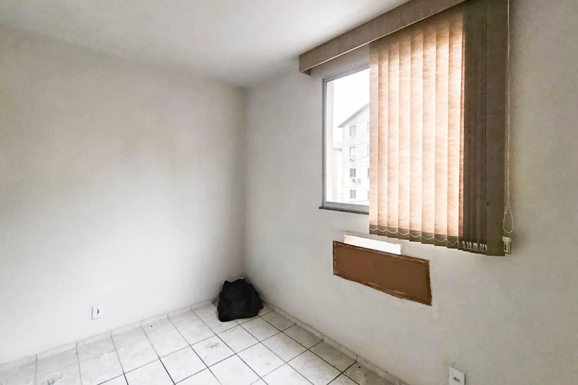 Rental apartment with 2 bedrooms and a pool in the condo — photo 6
