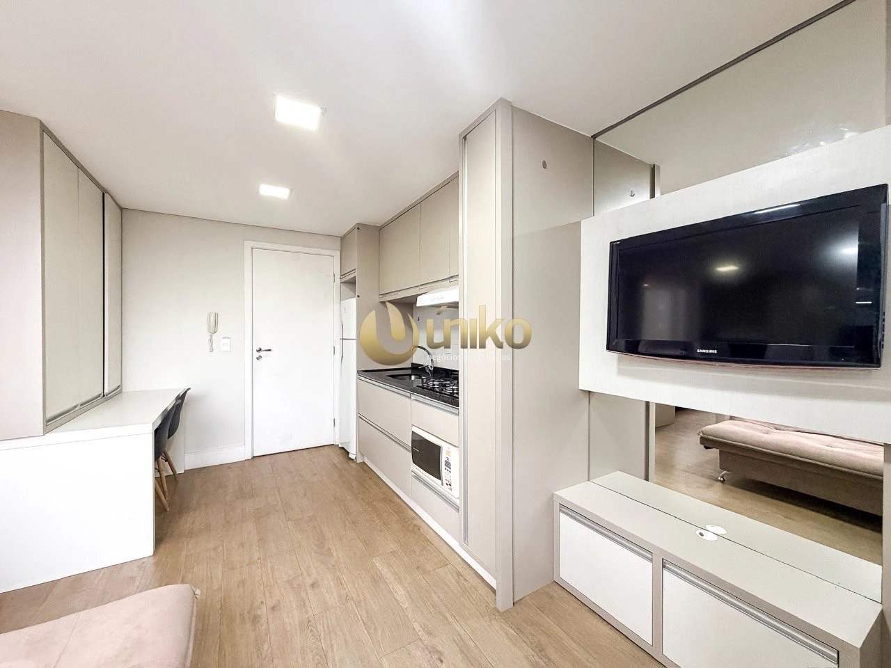 Apartamento mobiliado de 1 quarto com cozinha aberta — photo 7