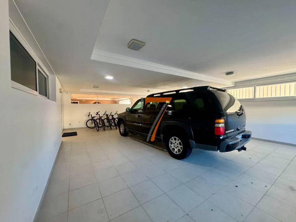 Furnished house with 8 bedrooms and 11 bathrooms — photo 50