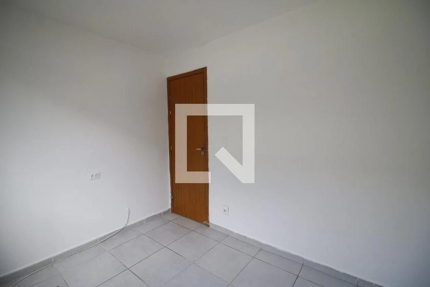2-bedroom apartment in a building with a pool — photo 29
