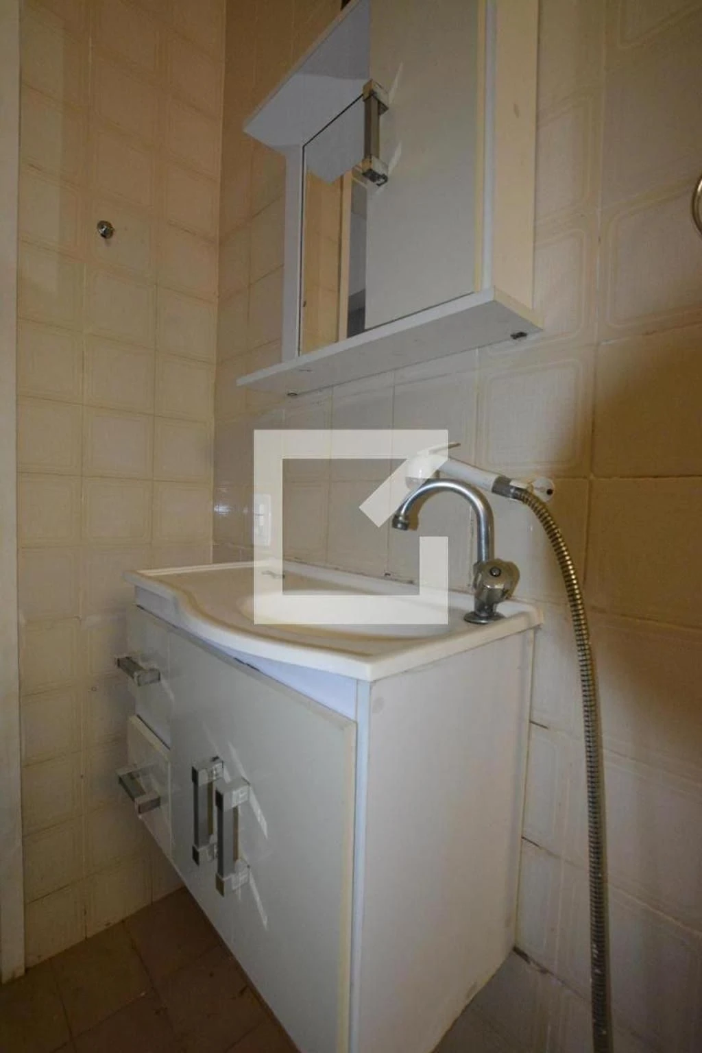 3-bedroom apartment with a private BBQ area — photo 18