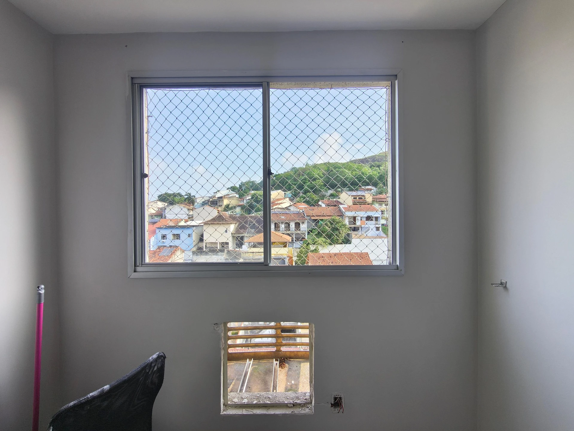 Mountain view in a 2-bedroom apartment, 52 m² — photo 8