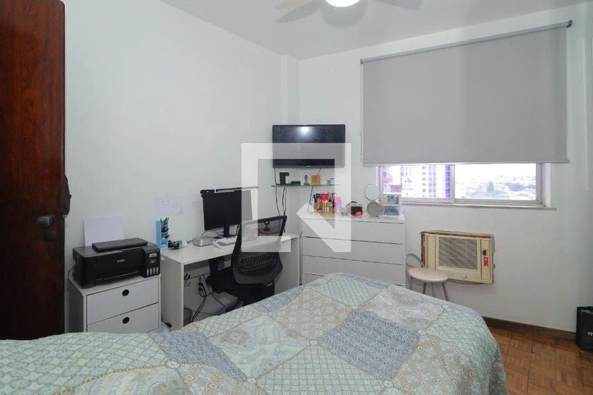 Apartamento de 3 dormitorios, 80 m² y balcón — photo 28