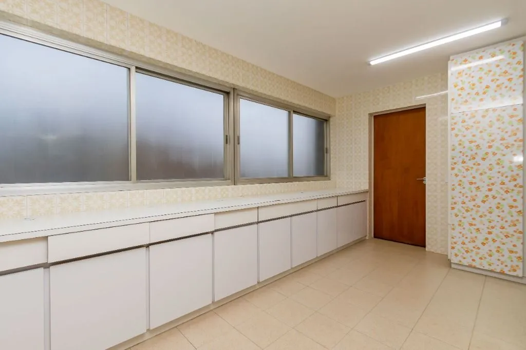 Apartamento de 3 dormitorios con 202 m² y 2 plazas — photo 20