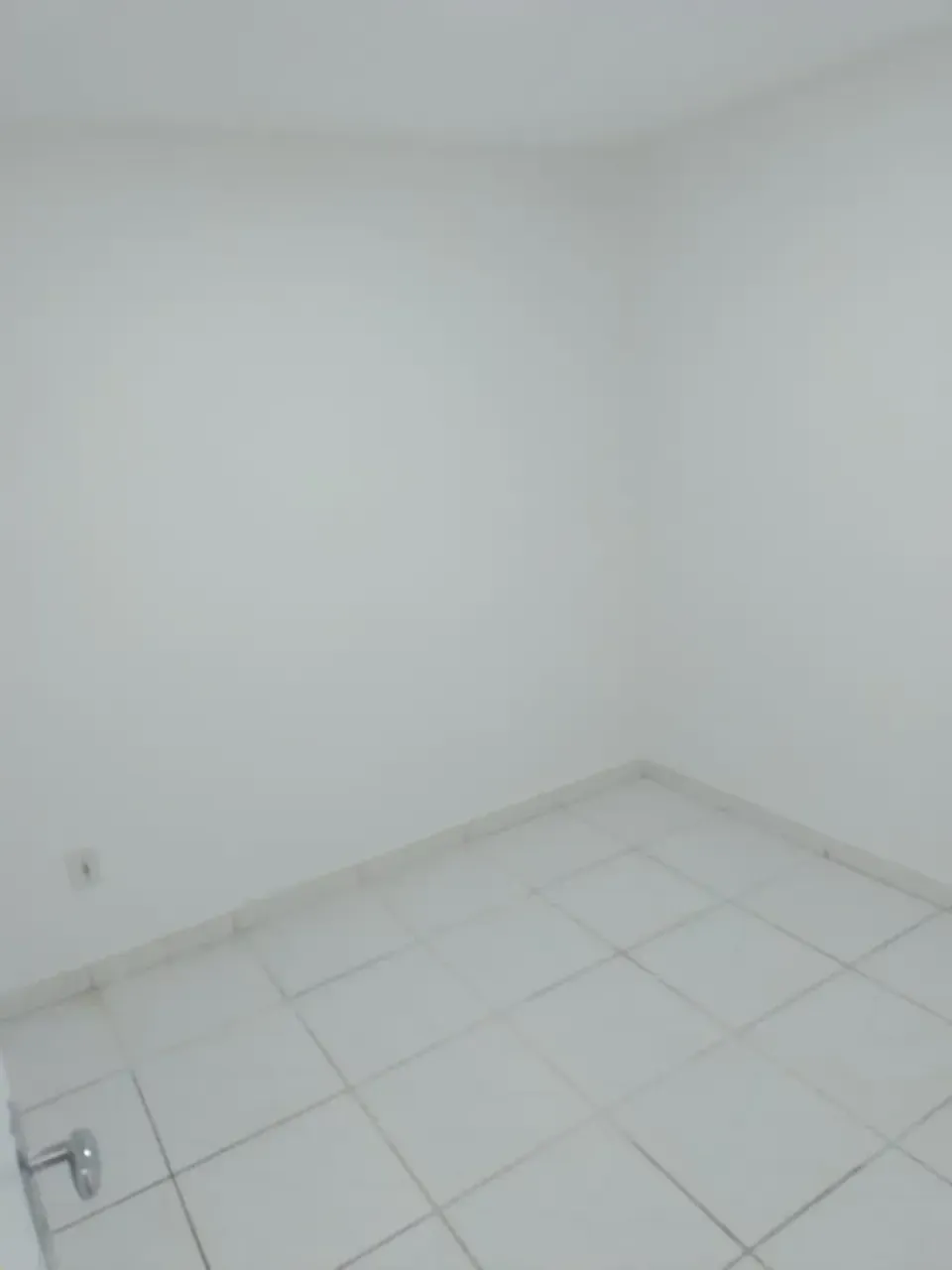 Unfurnished apartment with 2 bedrooms and 1 bathroom — photo 7